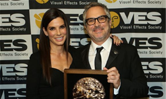 'Gravity,' 'Frozen,' 'Game of Thrones' honored at VES Awards